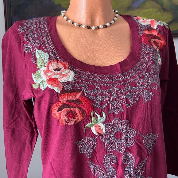 Johnny Was NWOT Embroidered Boho Chic Long-Sleeve Top - Picture 2 of 3